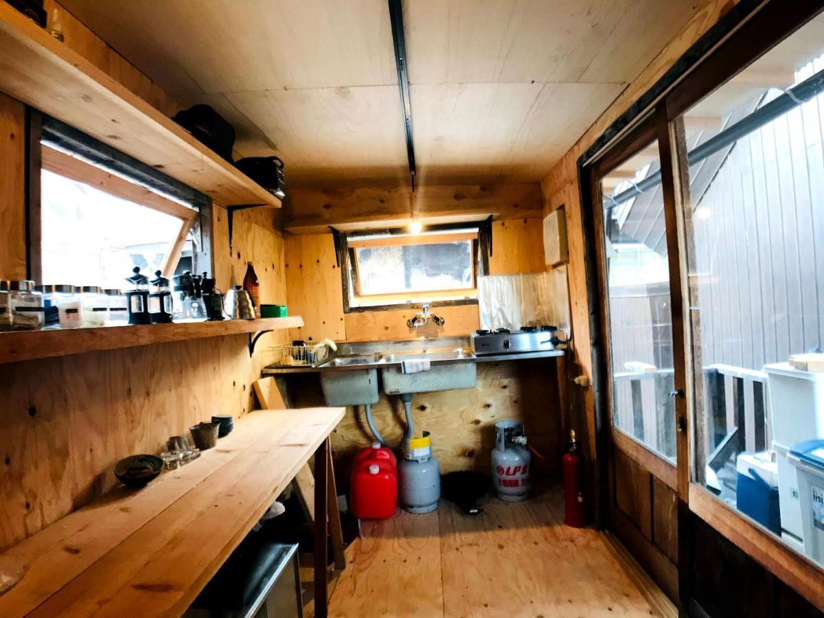Guesthouse Yadocurly Onomichi Bagian luar foto